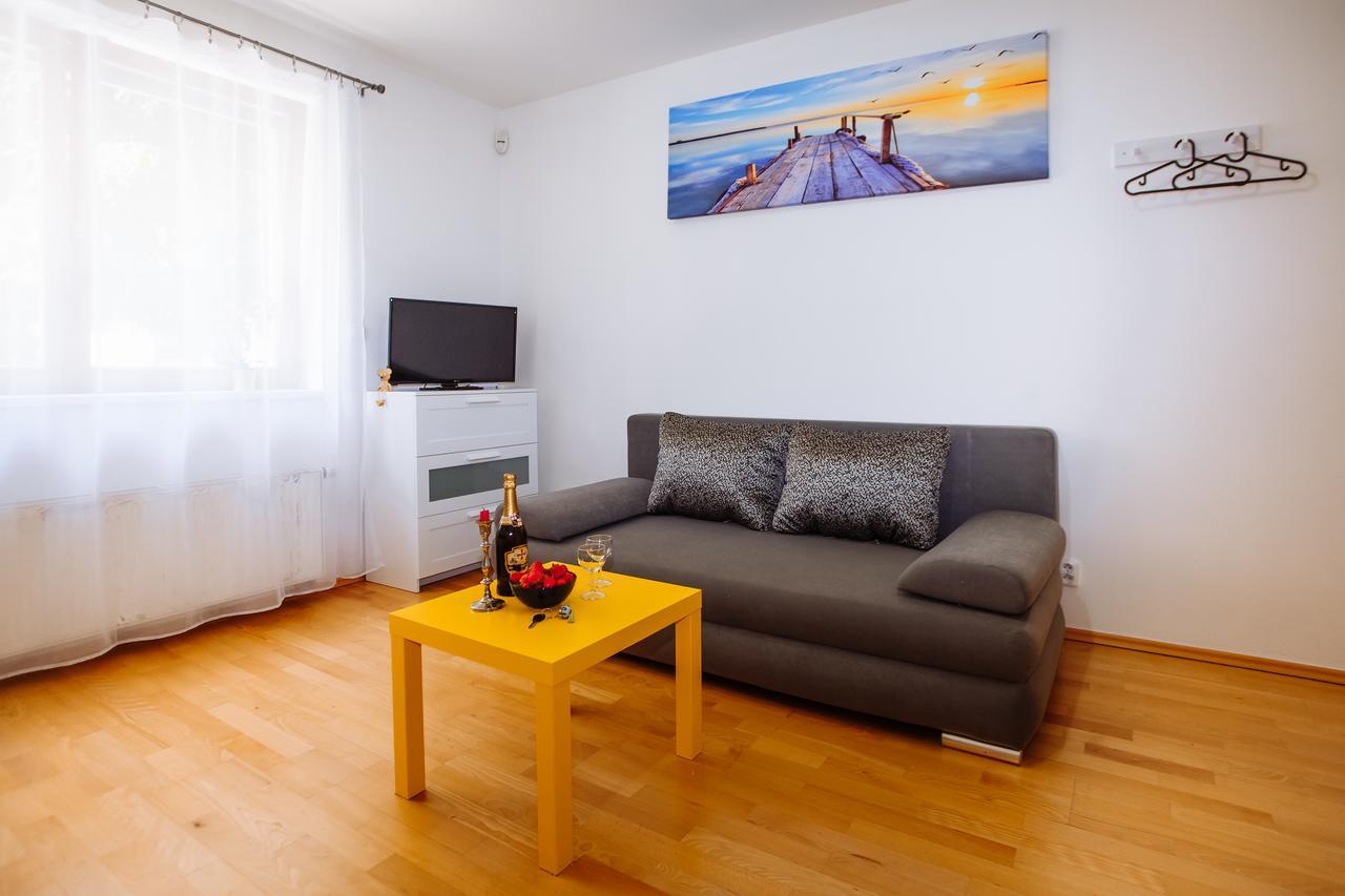 Beautiful Apartment In Central Residence Prag Exterior foto